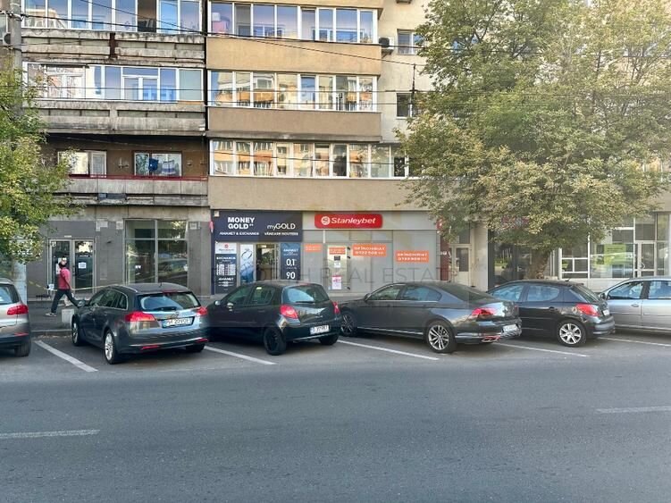 Spatiu comercial de inchiriat, 90 mp utili | Vitrina stradala 7 m |